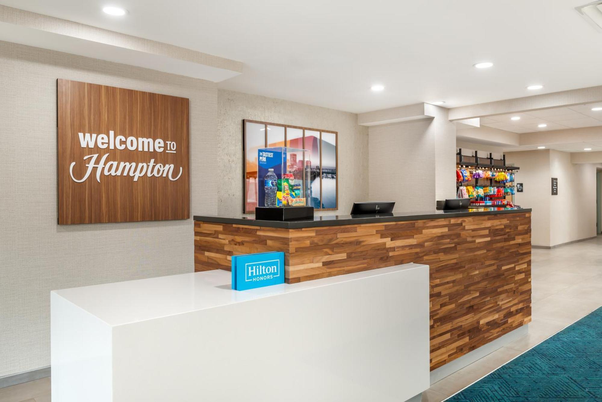 Hampton Inn Petersburg-Fort Gregg Adams Екстер'єр фото