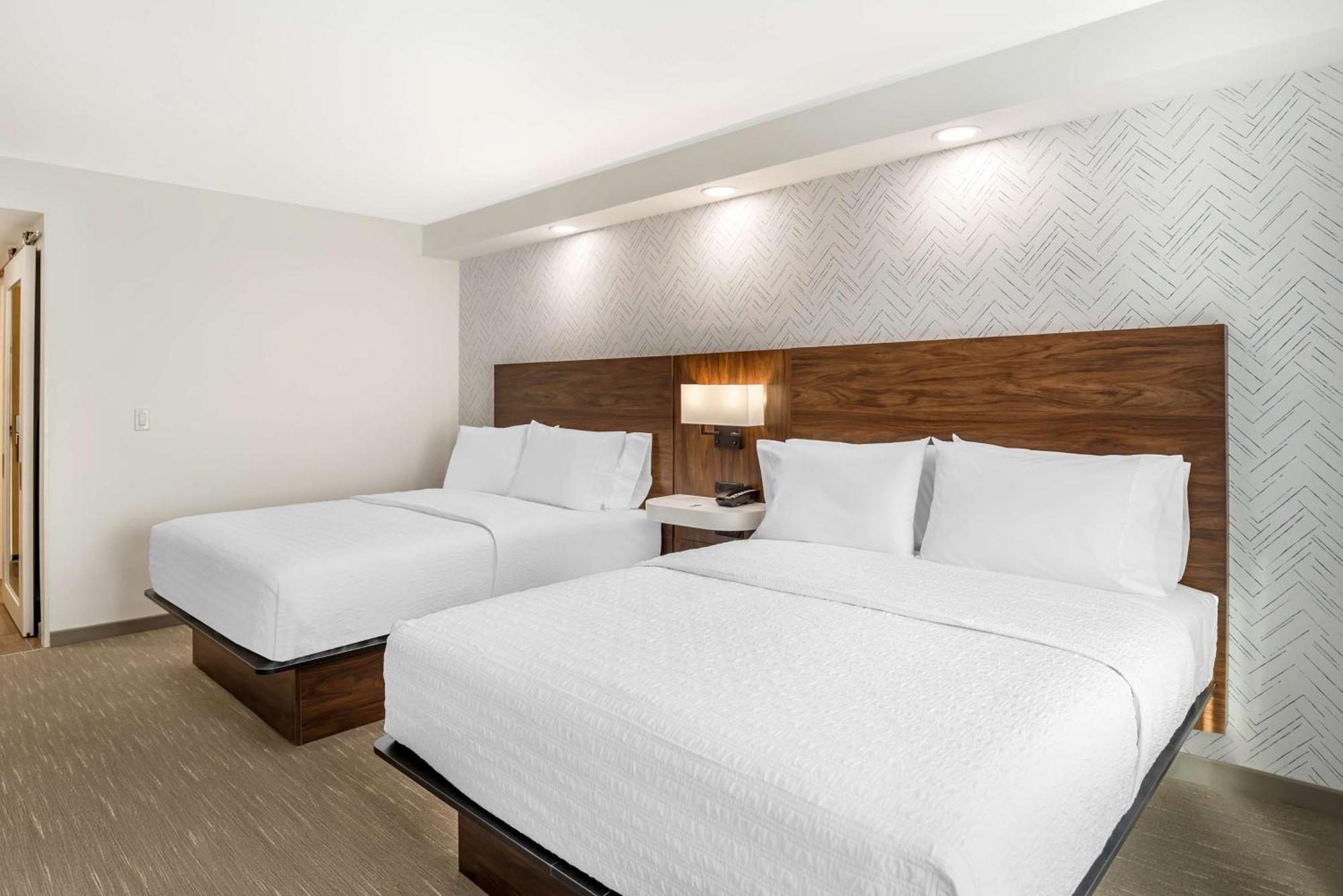 Hampton Inn Petersburg-Fort Gregg Adams Екстер'єр фото